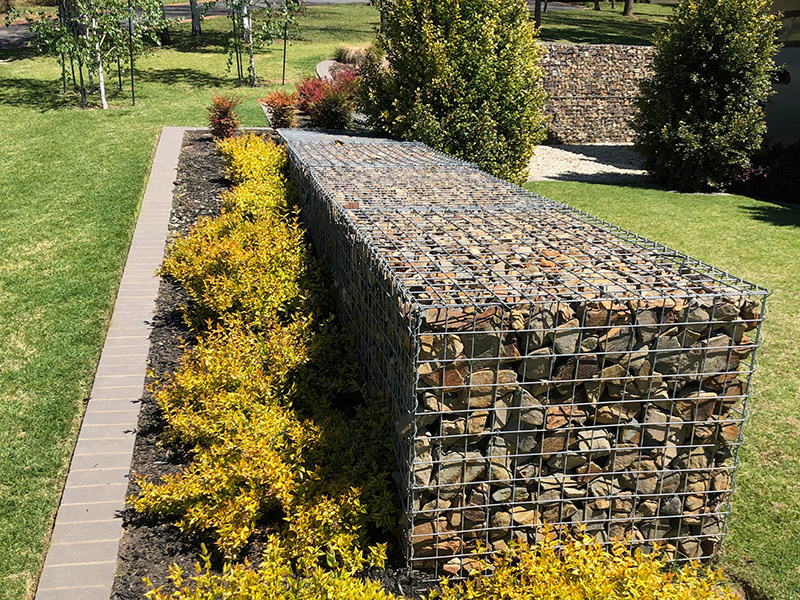 Brad Andrews Landscaping Retainer Wall